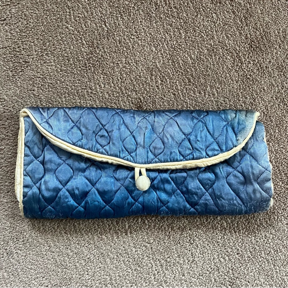 Vintage Women’s Jewelry Roll